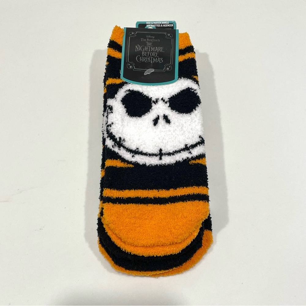 🟡2/$30 NEW Halloween Nightmare Before Christmas Set of 3 Fuzzy Socks (size 5-10)